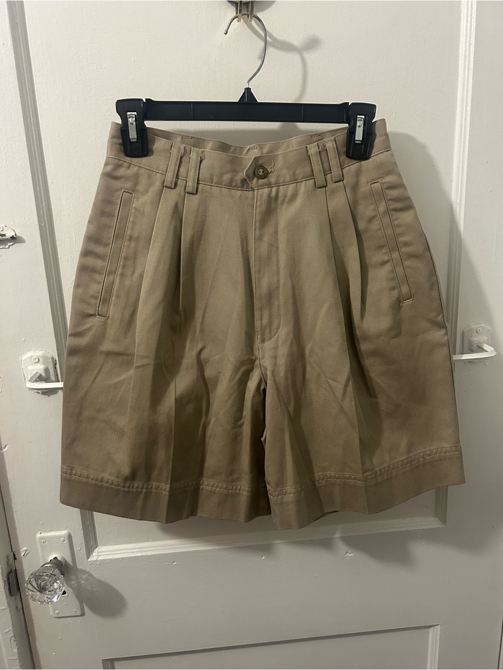 Hunt Club • 100% Cotton Vintage High-Waisted Pleated Shorts